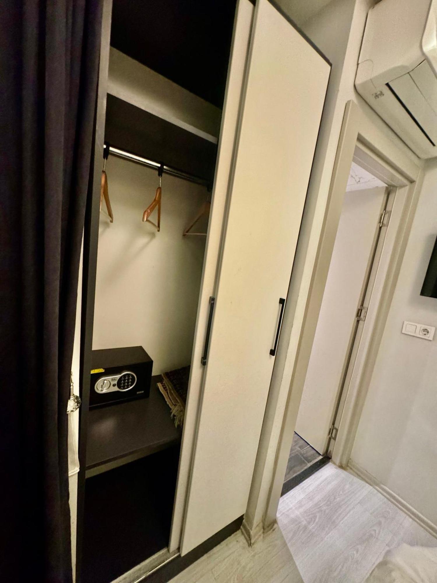 Aram Edessa Hotel Стамбул Экстерьер фото